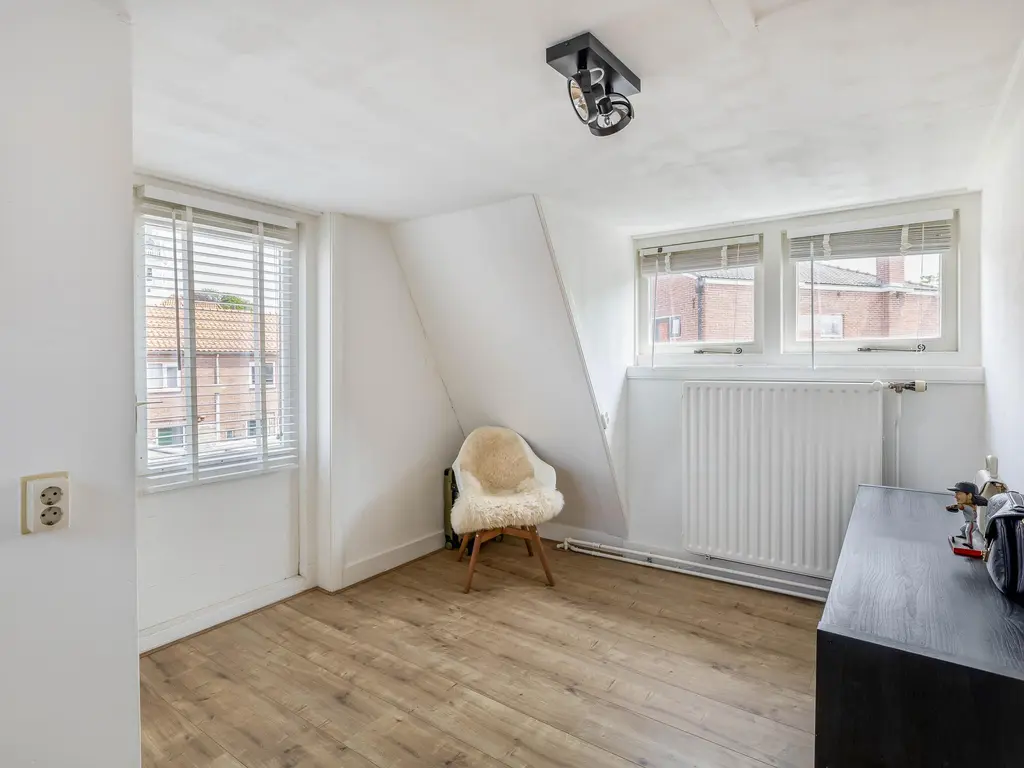 Asylplein 16, BRIELLE