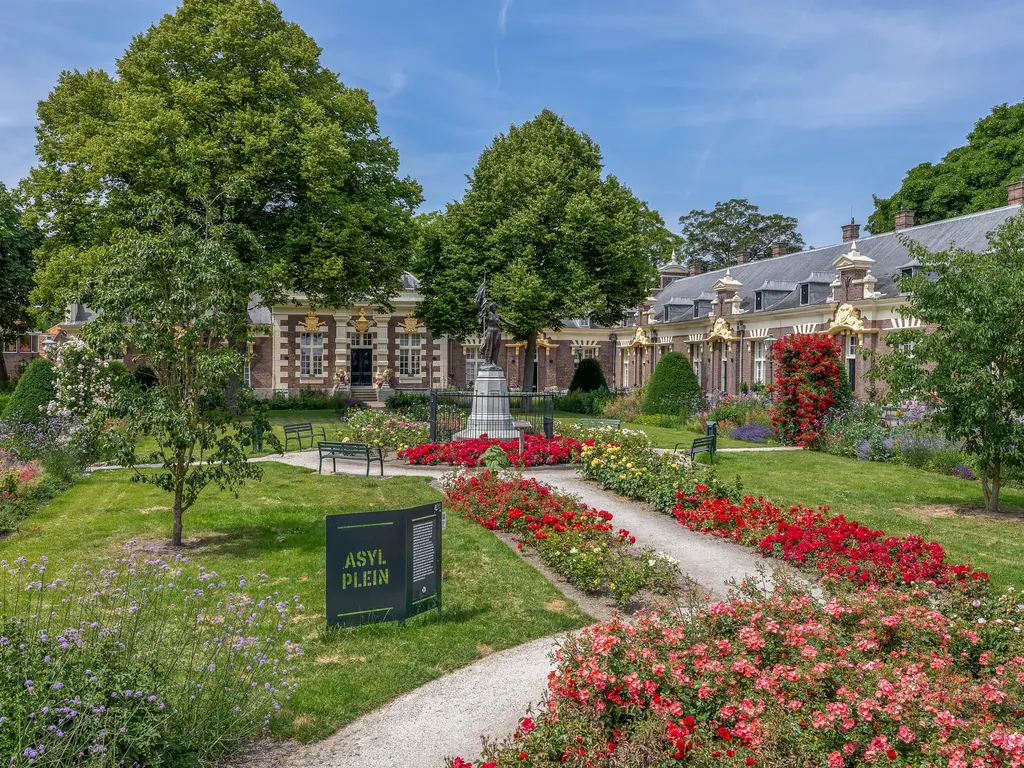 Asylplein 16, BRIELLE