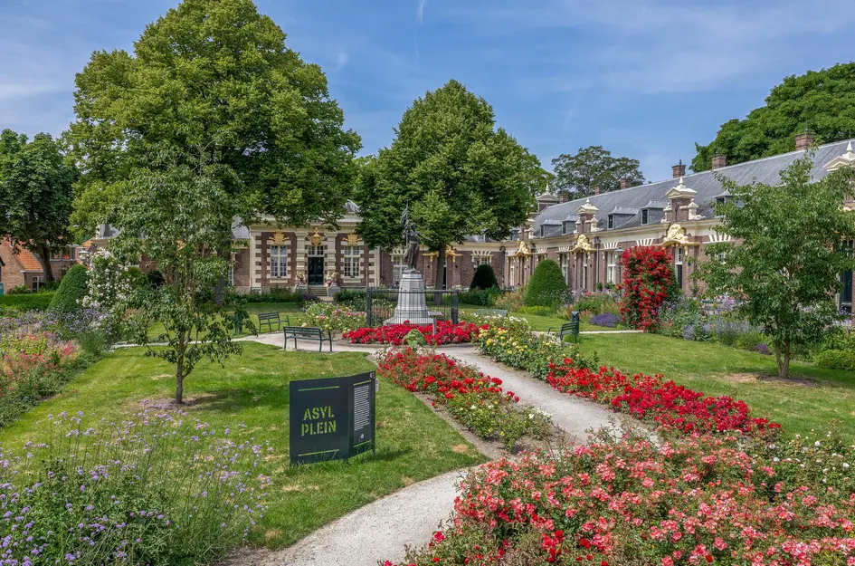 Asylplein 16