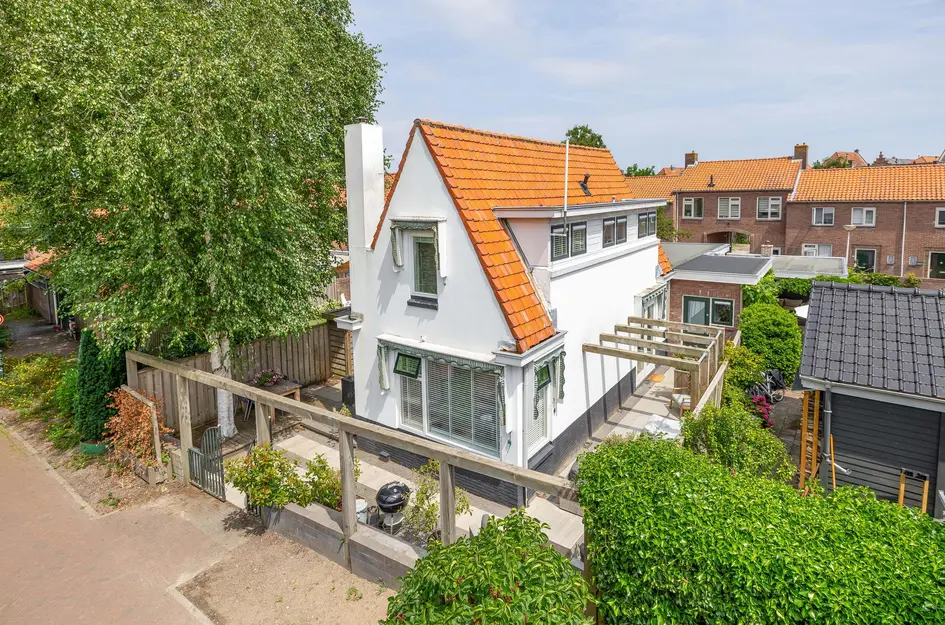 Asylplein 16