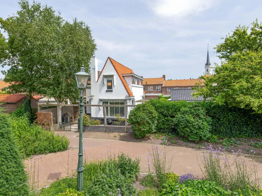 Asylplein 16, BRIELLE