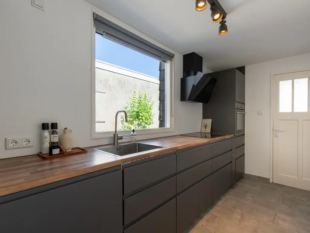 Voorstraat 71, STELLENDAM