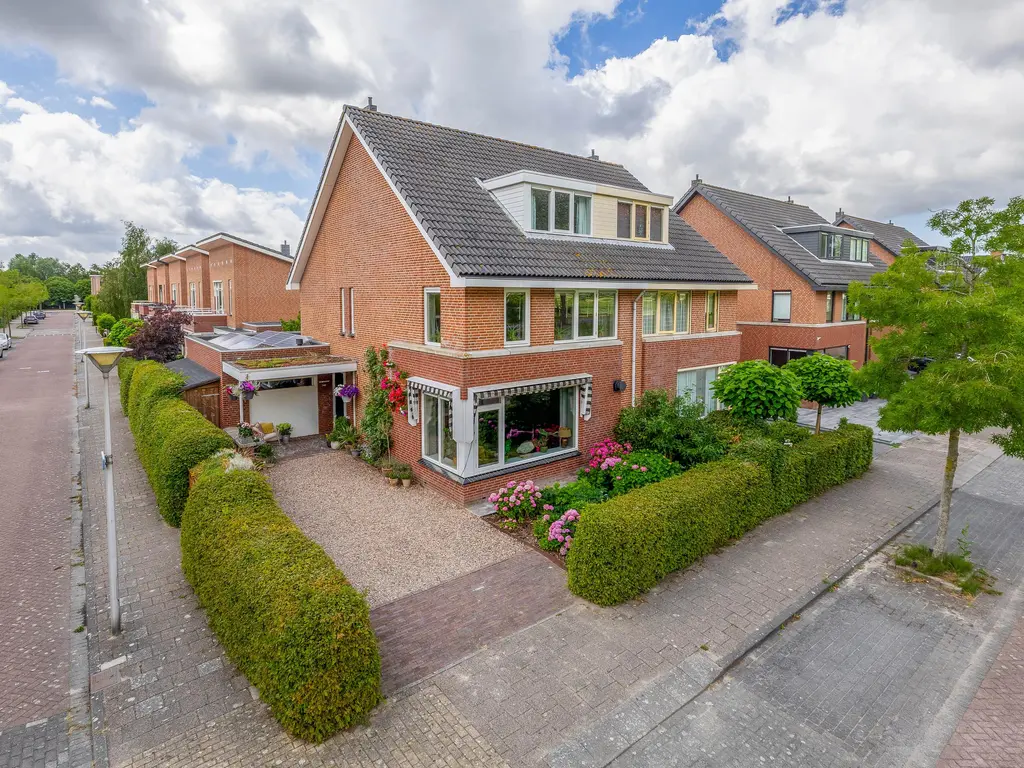 Middellantweide 7, HELLEVOETSLUIS