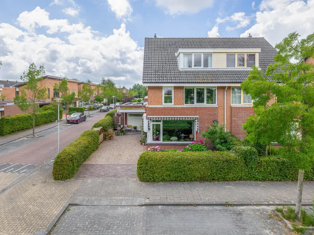 Middellantweide 7, HELLEVOETSLUIS