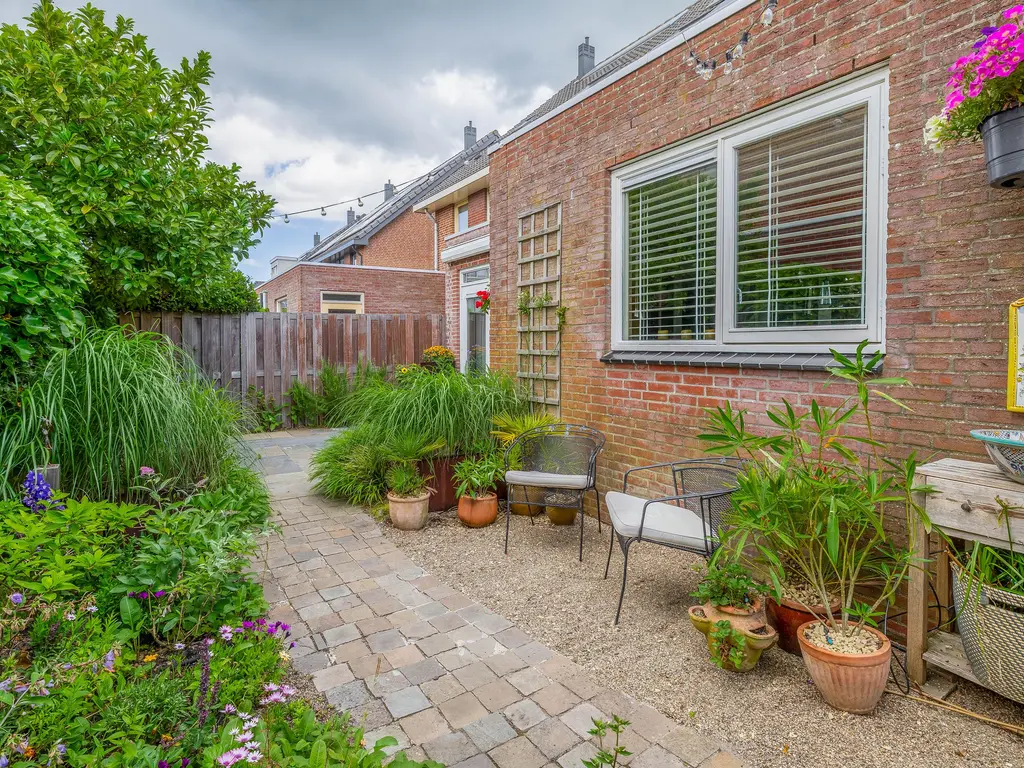 Middellantweide 7, HELLEVOETSLUIS
