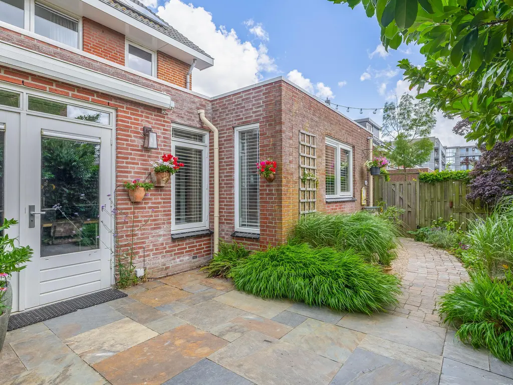 Middellantweide 7, HELLEVOETSLUIS