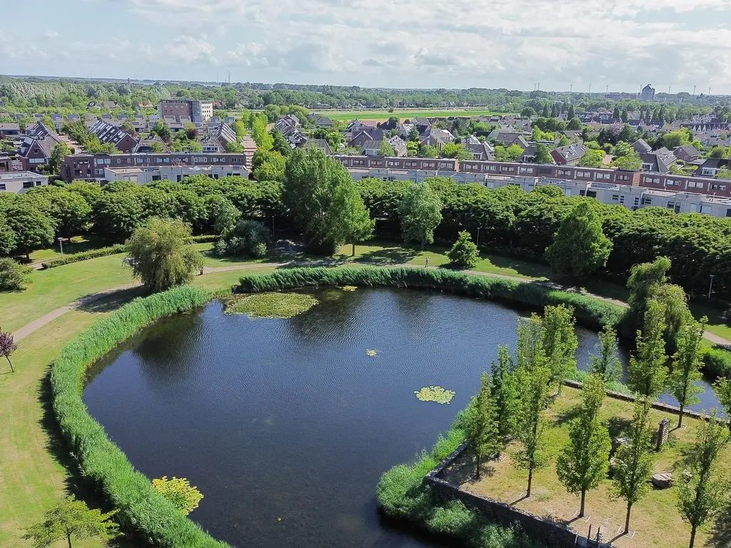 Middellantweide 7, HELLEVOETSLUIS
