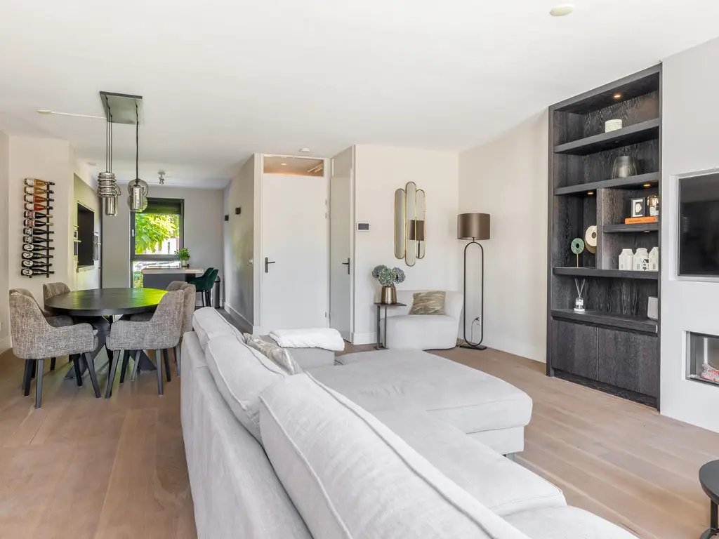 Moeder Teresalaan 29, HELLEVOETSLUIS