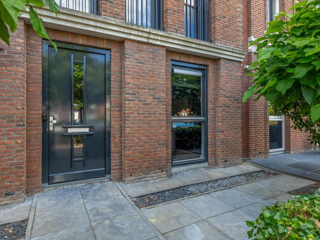 Moeder Teresalaan 29, HELLEVOETSLUIS