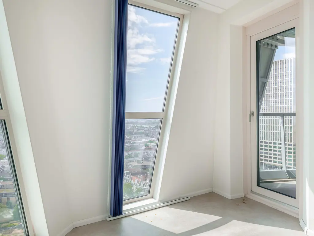 Kruisplein 1038, ROTTERDAM