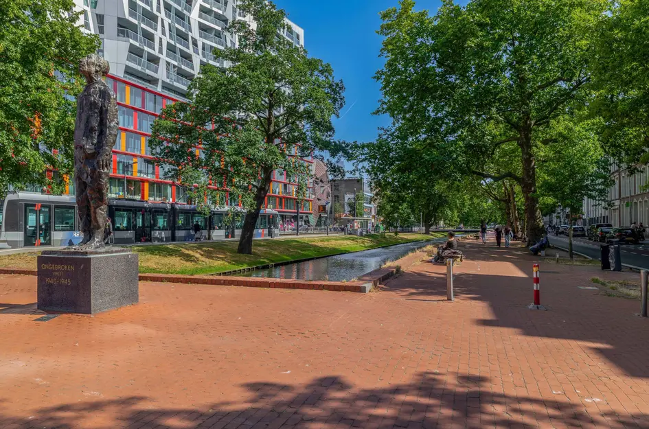 Kruisplein 1038