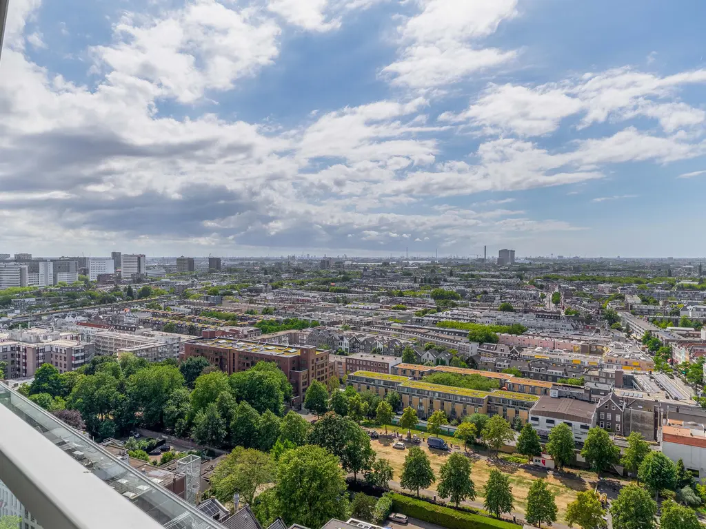Kruisplein 1038, ROTTERDAM