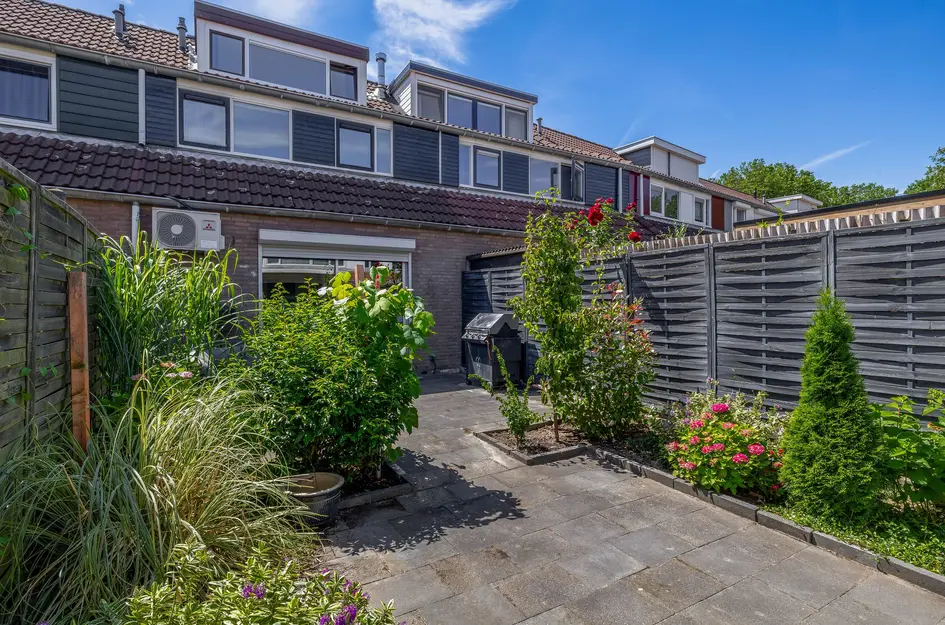 Mackaystraat 8