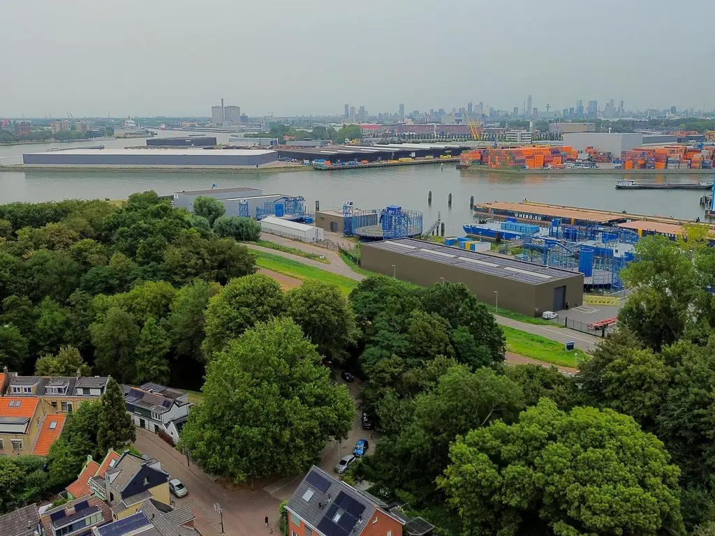 Pastoriedijk 48, PERNIS ROTTERDAM