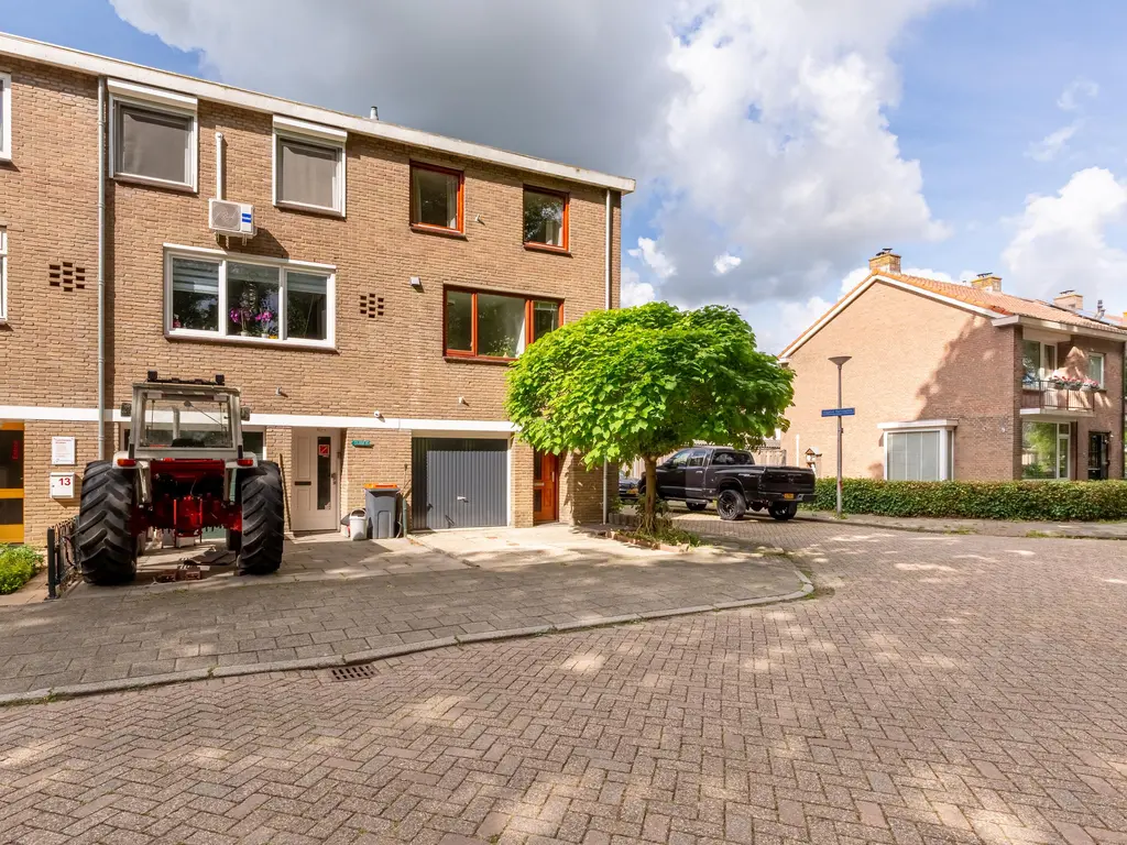 Alexander Verhuellstraat 17, BRIELLE