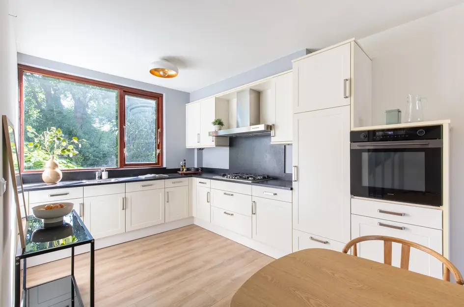 Alexander Verhuellstraat 17