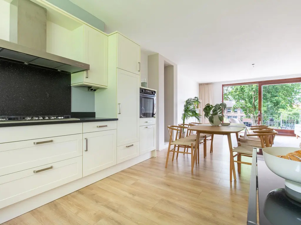 Alexander Verhuellstraat 17, BRIELLE