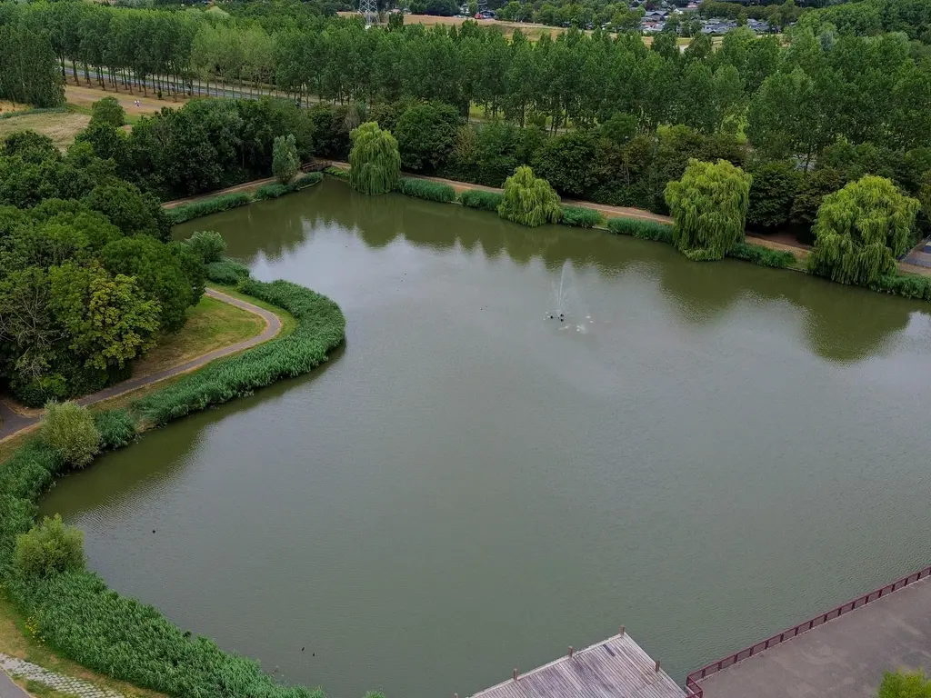 Troubadour 3, OOSTVOORNE