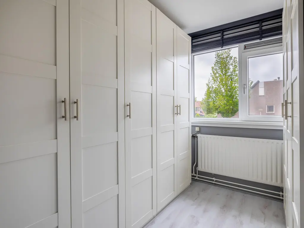 Troubadour 3, OOSTVOORNE