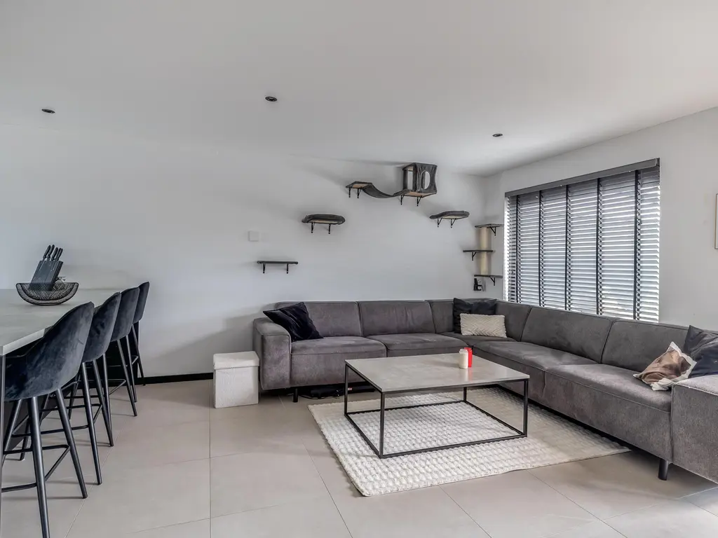 Snoekenveen 202, SPIJKENISSE