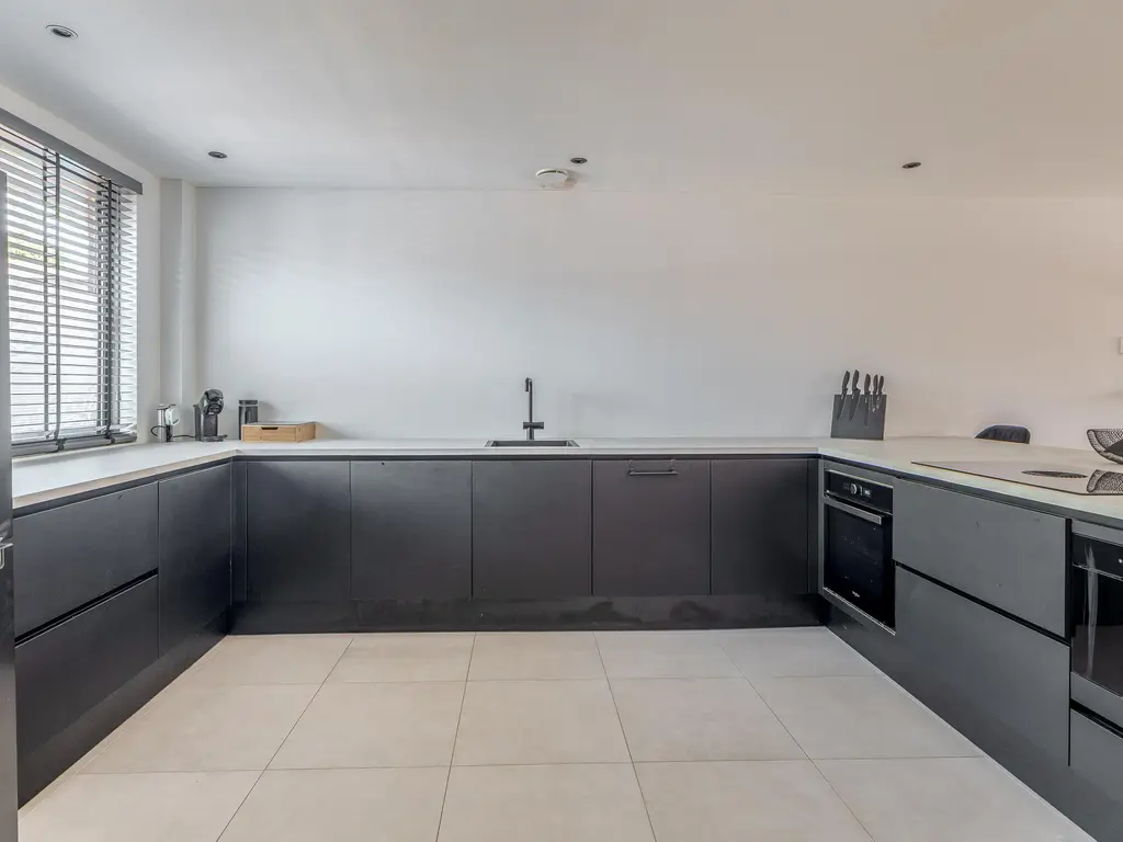 Snoekenveen 202, SPIJKENISSE