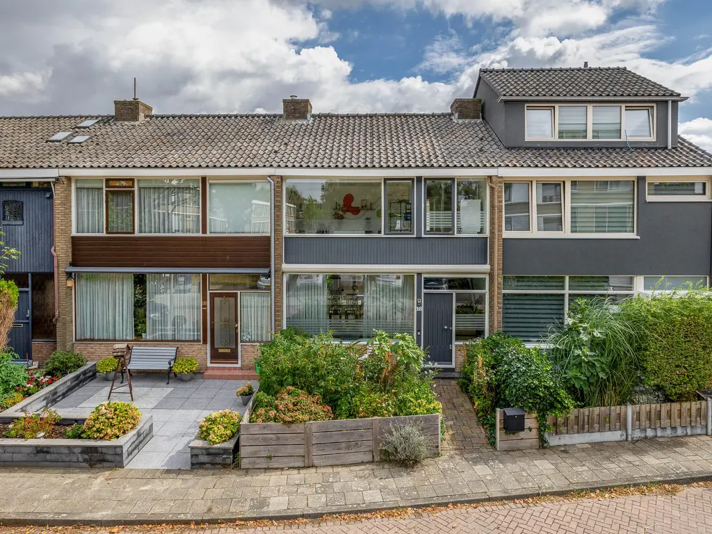 Paulus Potterstraat 16, SPIJKENISSE