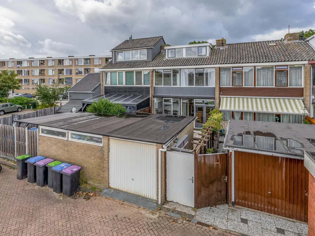 Paulus Potterstraat 16, SPIJKENISSE