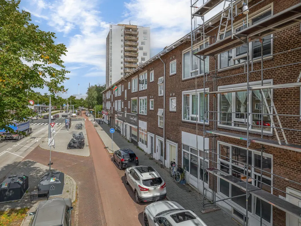 Dorpsweg 102C, Rotterdam