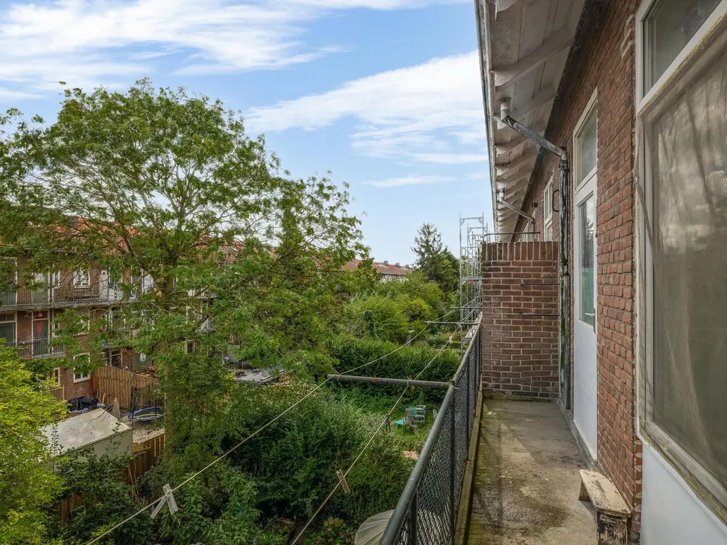 Dorpsweg 102C, Rotterdam