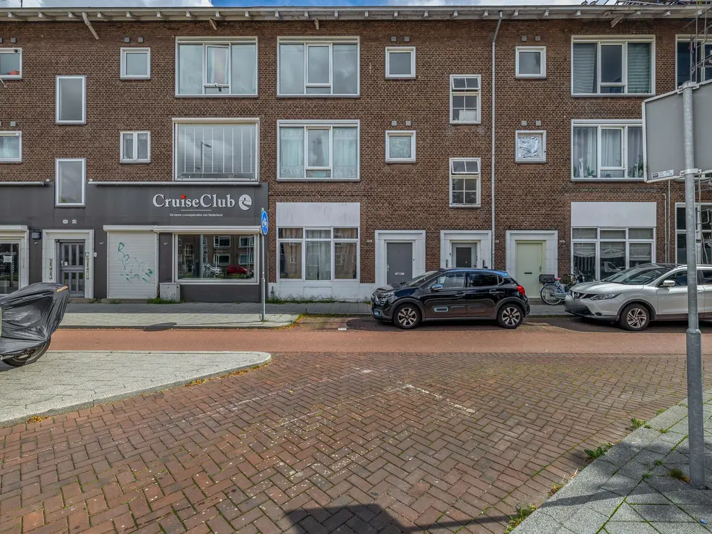 Dorpsweg 102C, Rotterdam