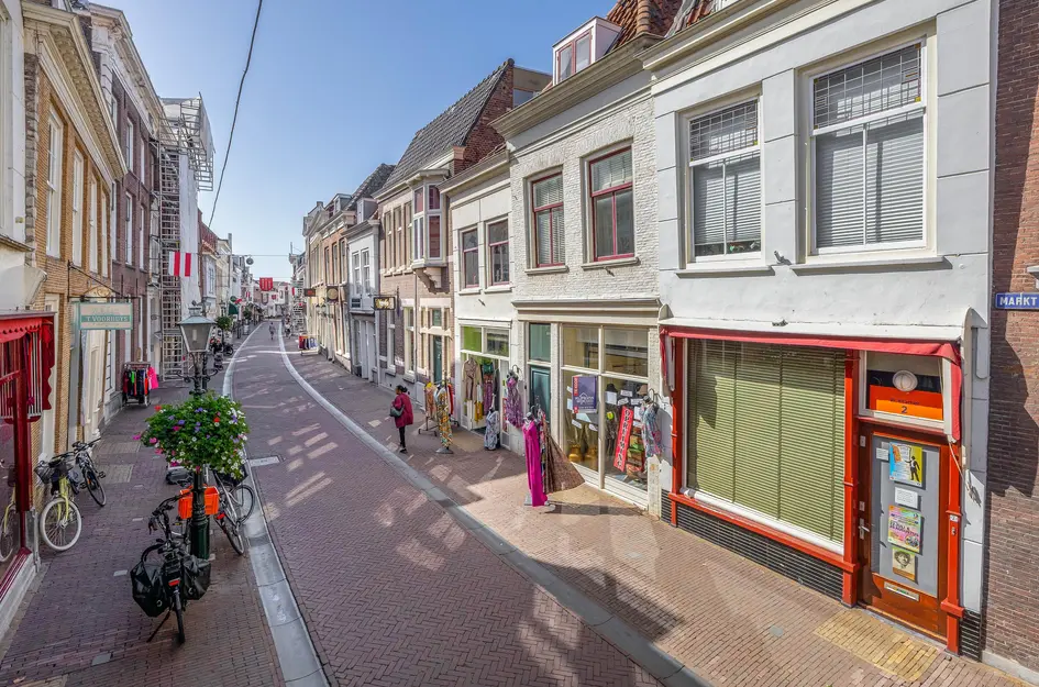 Nobelstraat 4b