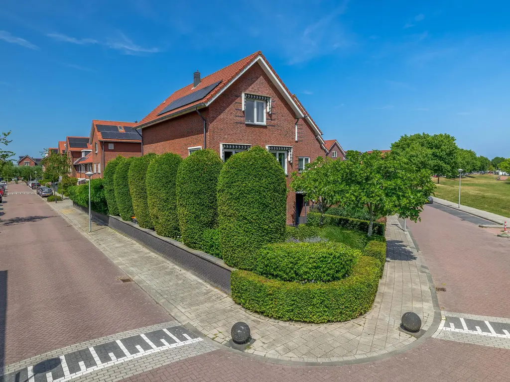 Regenboog 82, RHOON