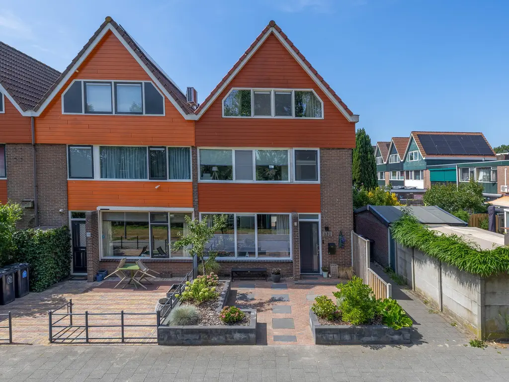 Laan van Nieuw Blankenburg 372, ROZENBURG
