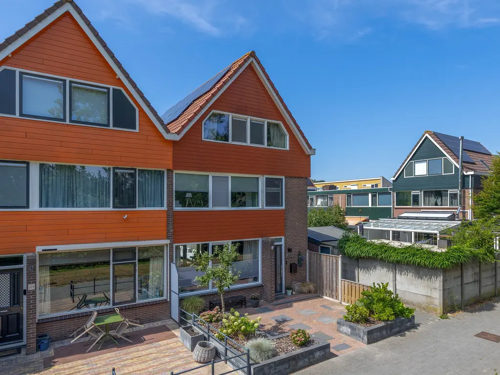 Laan van Nieuw Blankenburg 372, ROZENBURG
