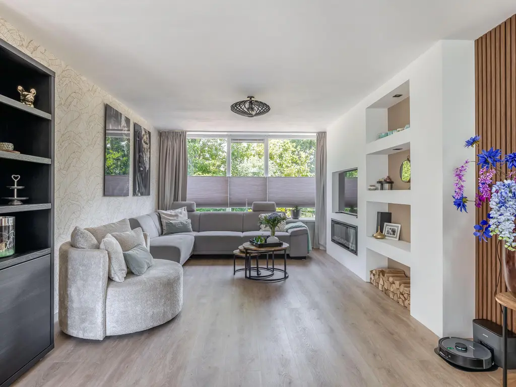 Laan van Nieuw Blankenburg 372, ROZENBURG