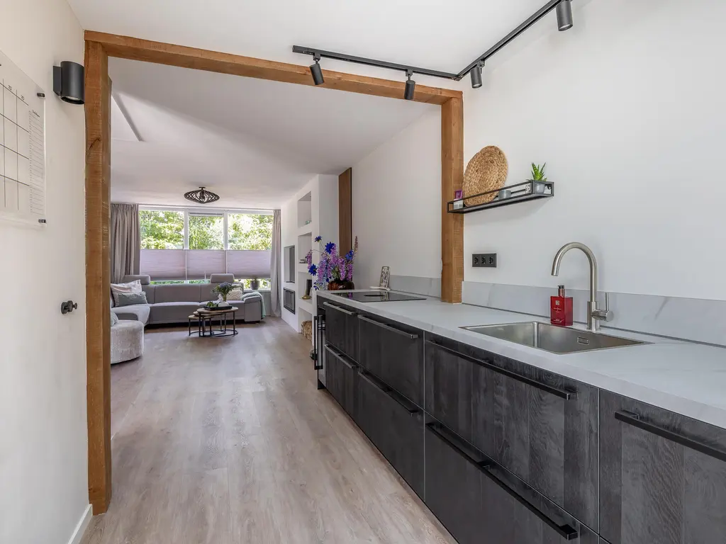 Laan van Nieuw Blankenburg 372, ROZENBURG