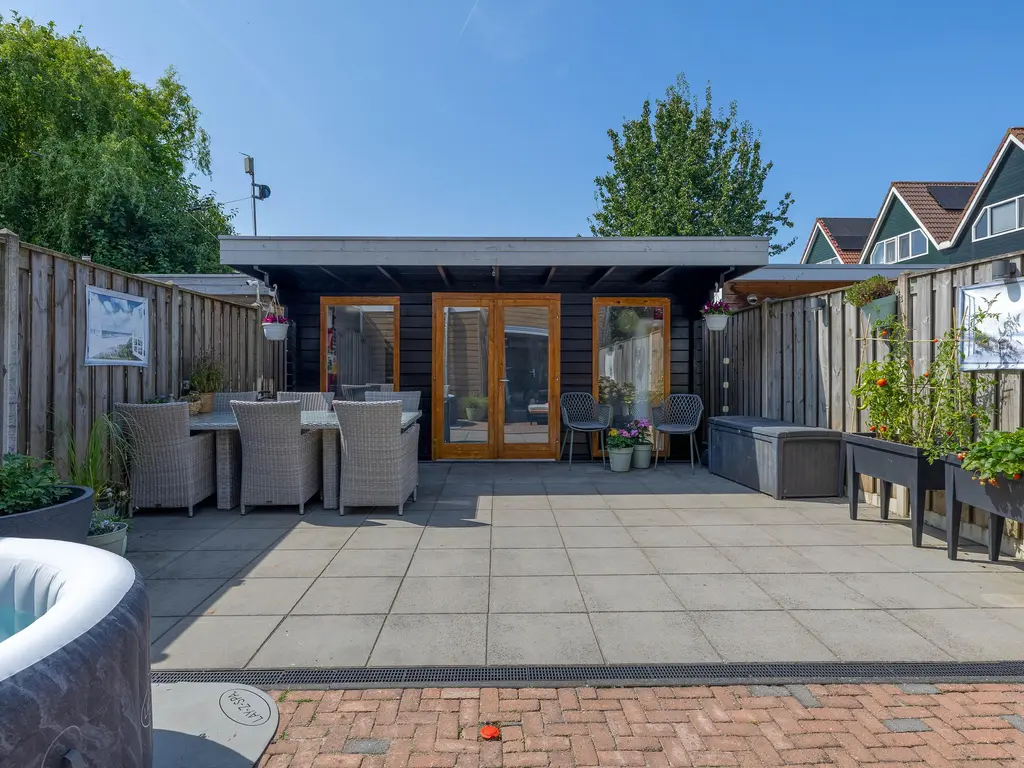 Laan van Nieuw Blankenburg 372, ROZENBURG