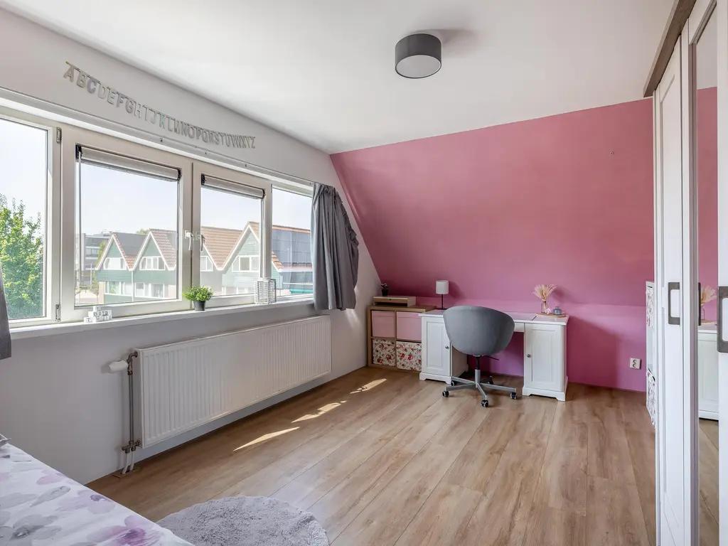 Laan van Nieuw Blankenburg 372, ROZENBURG