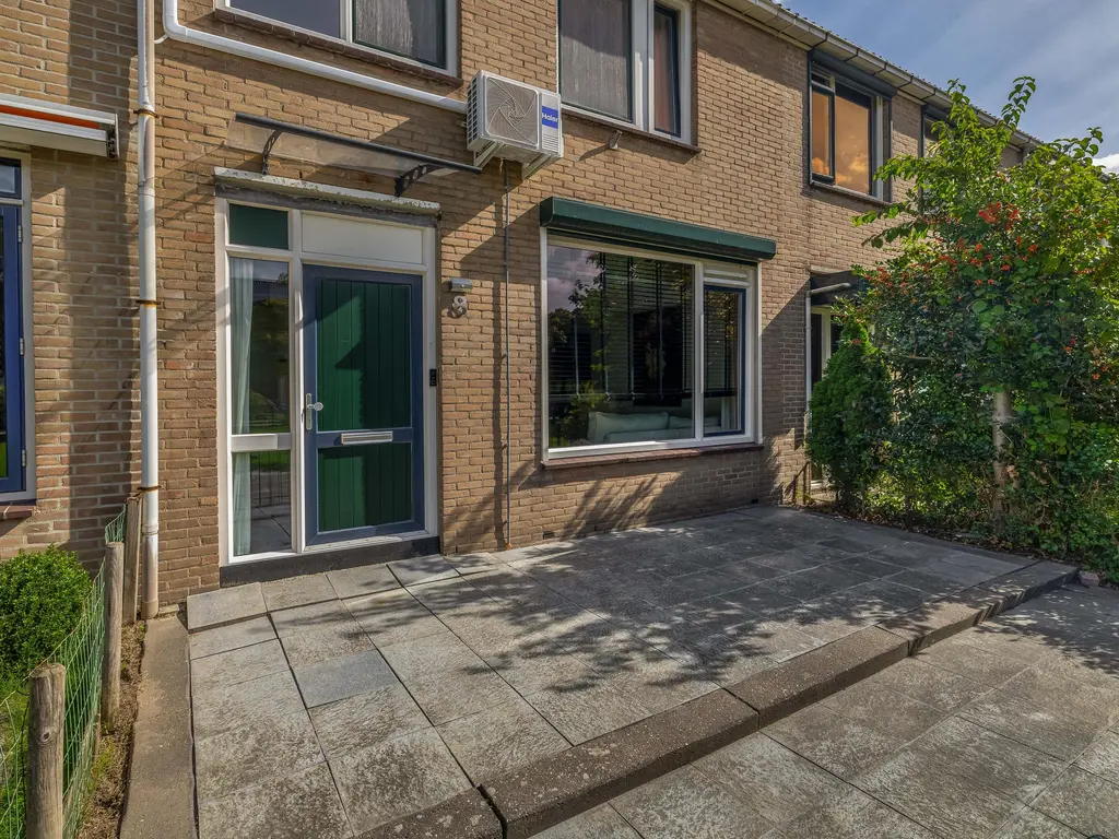 Hertshoornvaren 8, Rotterdam