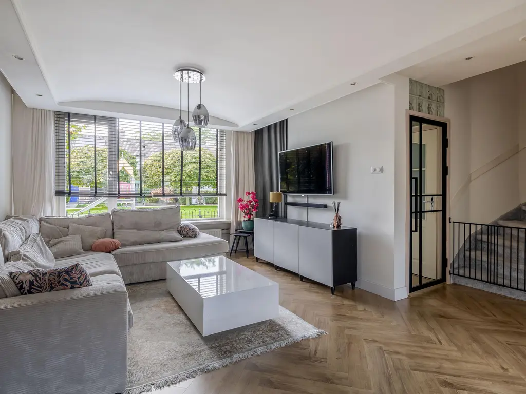 Hertshoornvaren 8, Rotterdam