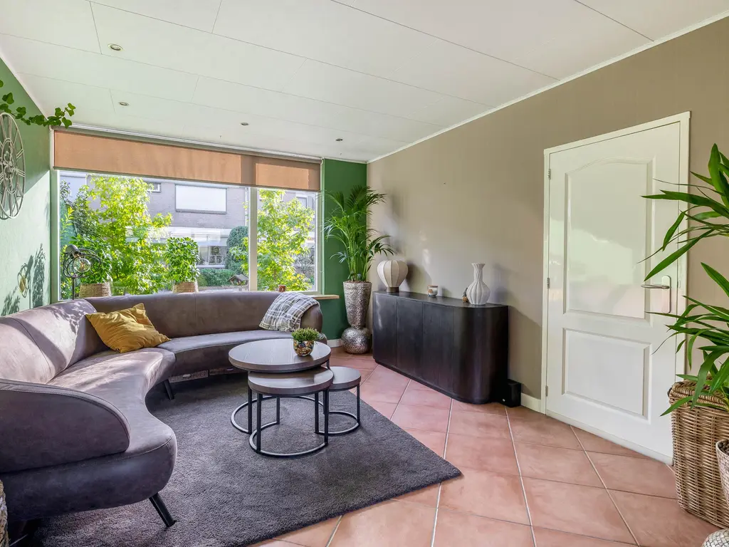 Beatrixstraat 6, NIEUW-BEIJERLAND