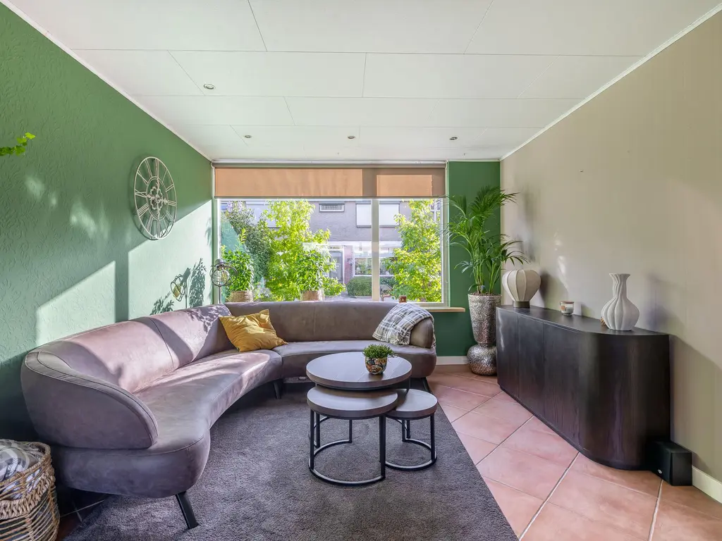 Beatrixstraat 6, NIEUW-BEIJERLAND