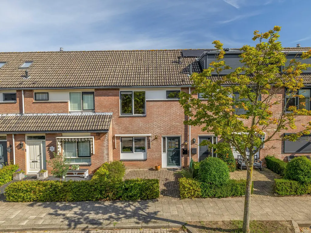 Hoefsmid 22, Oud-Beijerland