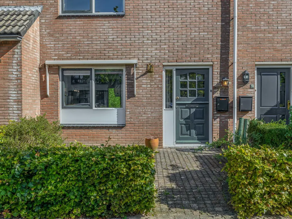 Hoefsmid 22, Oud-Beijerland