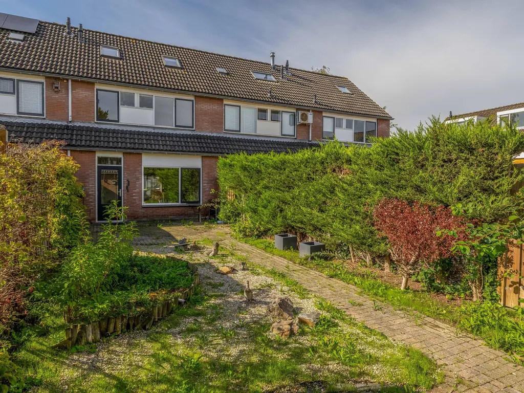 Hoefsmid 22, Oud-Beijerland