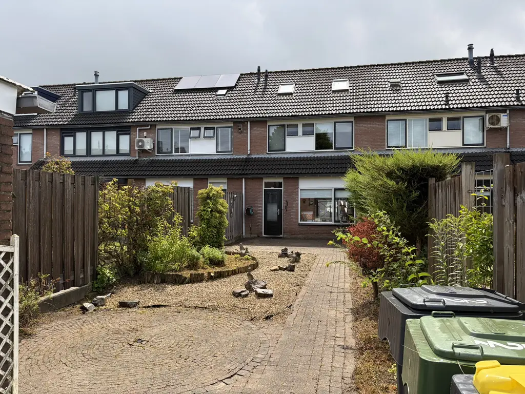 Hoefsmid 22, Oud-Beijerland