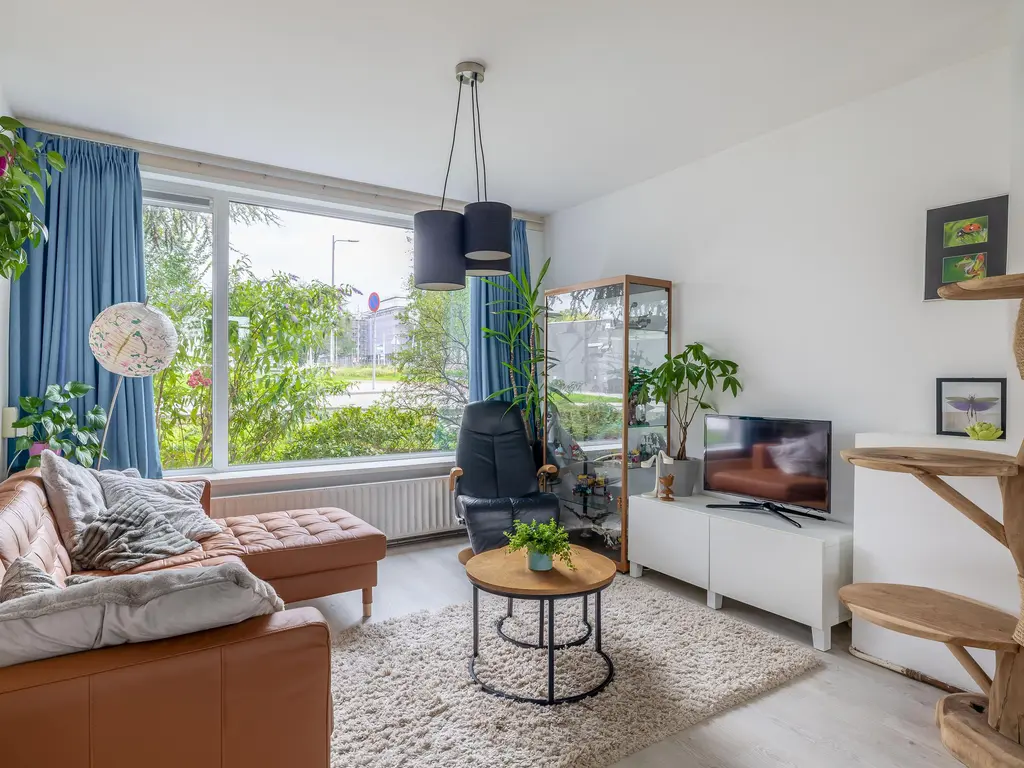 Dr. J.J.P. Oudsingel 2, ROTTERDAM