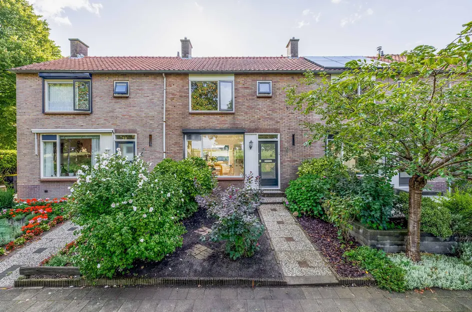 van der Doeslaan 17