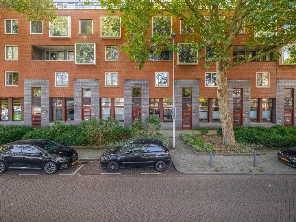 Mathenesserdijk 415, ROTTERDAM