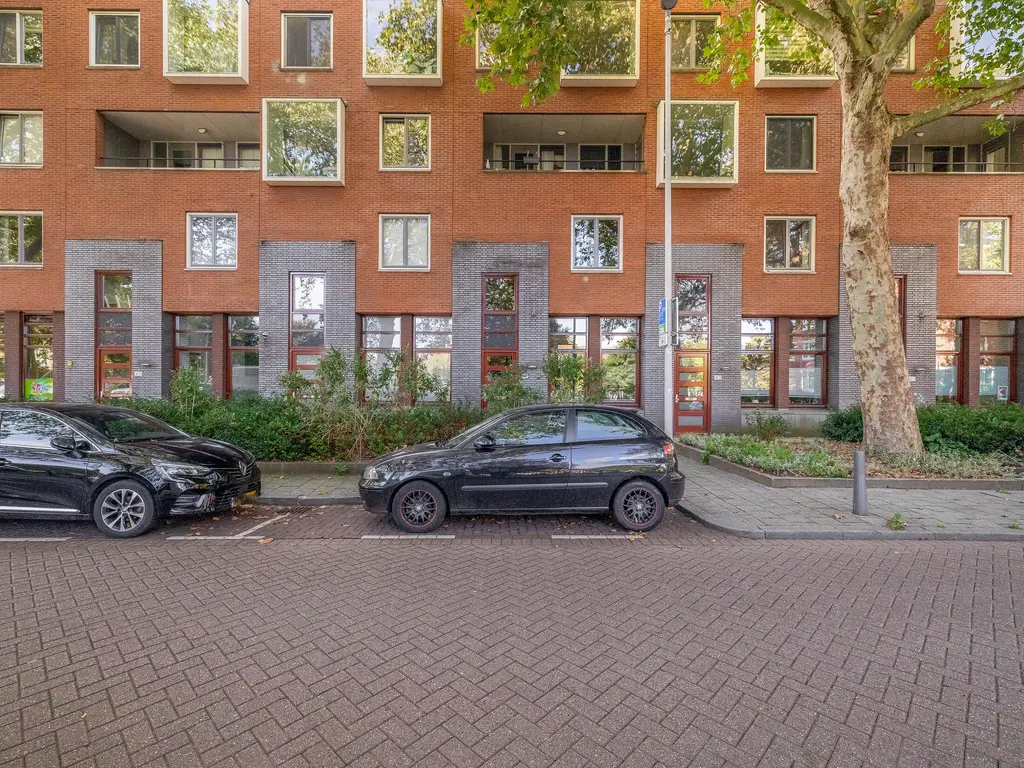 Mathenesserdijk 415, ROTTERDAM